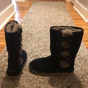 NEw Ugg Australia Boots Koolaburra By Ugg Size 5
